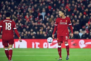 利物浦4-1总比分胜热刺，范迪克关键进球挺进英联杯决赛